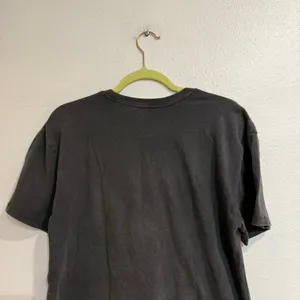 Social Culture Gray Nashville Hillsboro Village Guitar Graphic Tee Sz M thumbnail 7
