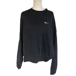 Nike Womens XXL Black Oversized Cropped Crewneck Sweatshirt Embroidered Swoosh thumbnail 5