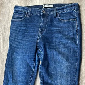 Levis Mid Rise Skinny Jeans thumbnail 5