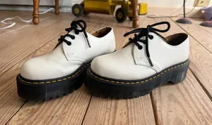 Dr. Martens 1461 Quad Smooth Leather Platform Shoes size 8 thumbnail 1