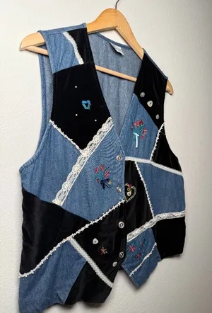 Vintage denim granny Button up vest thumbnail 2