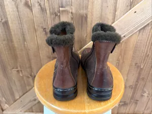 Söfft Women’s Size 7M Brown Leather Suede Shearling Lined Ankle Boots thumbnail 4
