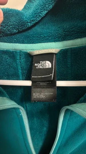 Blue Northface woman’s full zip jacket size XL thumbnail 6