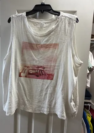 Old Navy Top Tank thumbnail 1