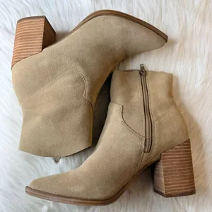 Steve Madden Cate Sand Suede Block Heel Pointed Toe Pull On Ankle Boots Size 8 thumbnail 11