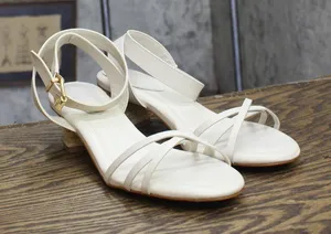 Schutz Womens Alexandra Mid Block Sandals Pearl Off White 8.5B thumbnail 1