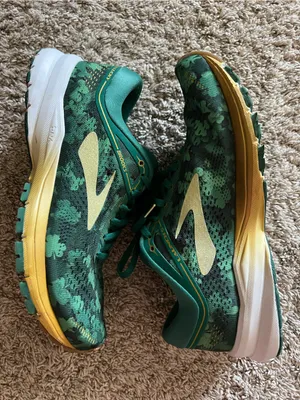 Brooks Launch 5 Women's St.Patricks Day Green Athletic Running Shoes thumbnail 3
