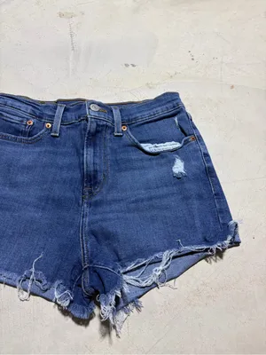 Levi’s high rise Blue Distressed Denim Shorts 28 thumbnail 3
