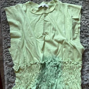 Endless rose small‎ top thumbnail 1