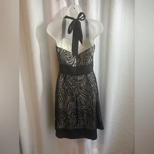 White House Black Market Retro Swirl Halter Dress Cocktail Size 6‎ EUC! 0375 thumbnail 4