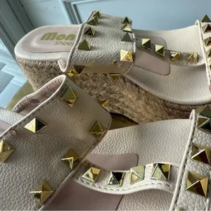 Studded Beige Platform Sandals Size 6 thumbnail 4