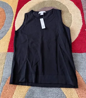 NWT August Silk Black Sleeveless Sweater Tank Top Women’s Size Medium thumbnail 1