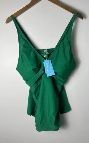 NWT! Yonique XXL Kelly Green Twist Front Tankini Top Swim V-Neck Adjustable Chic thumbnail 1