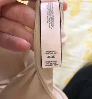 Victoria’s Secret Nude Push-Up Bra thumbnail 4
