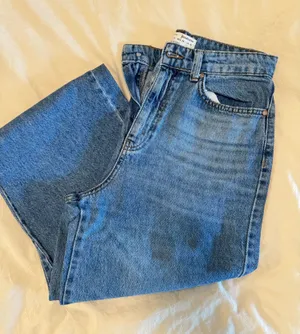 Stradivarius High-Waisted Jeans thumbnail 1