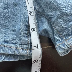 Levis Premium Womens High Loose Shorts Sz 26 Lets Stay in Short thumbnail 6