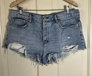 We The Free People Loving Good Vibrations Cutoff Denim Shorts Size 31 Excellent thumbnail 1