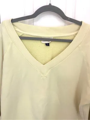 Universal Threads Boxy V-Neck Pullover Sweatshirt thumbnail 4