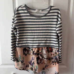 Anthropologie Postmark Fairley Grey Striped Floral Tunic Cottagecore Boho Sz Med thumbnail 3
