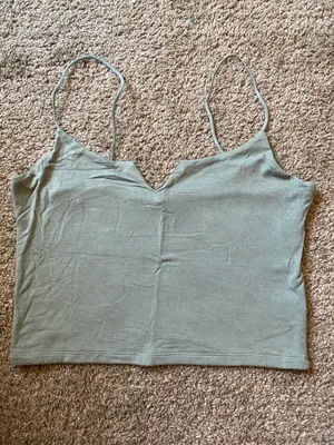 Crop Top thumbnail 1