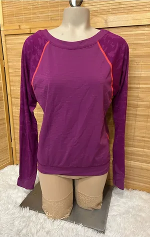 Lululemon Run For Days Women Size 4/6 Purple Regal Plum Long Sleeve Shirt thumbnail 1