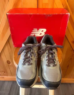 New Balance Womens WT510CL4 Gray Hiking Trail Running Shoes Size 10.5 B thumbnail 1