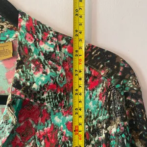 NWT Wrangler Pink Blue Deadstock Shimmer Snakeskin Button Down Women size Large thumbnail 10