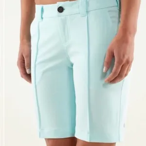 Women's Lululemon Club Short-Size 12 Aquamarine thumbnail 3