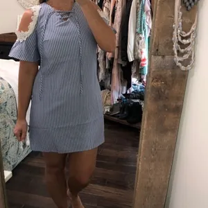 Romantic Hut dress Blue thumbnail 3