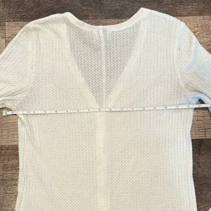 Daytrip Lightweight Longer Length V Neck White Button Down Cardigan Size XS thumbnail 6