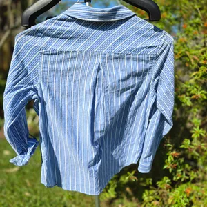 Tommy Hilfiger blue striped Partial button blouse Top M thumbnail 8