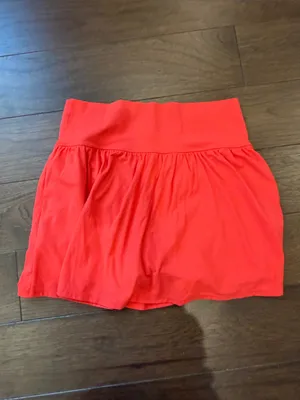 JoyLab Bright Red Circle Skirt with V-Front Waistband Size Medium - C72-015 thumbnail 4