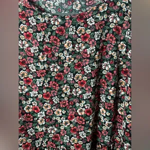 Primark Floral Peplum Blouse Long Sleeve Black Red Green Women’s Size 10 (L)‎ thumbnail 7