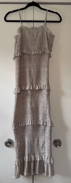 Mable Esme Smocking Detailed MIDI Dress Size Medium thumbnail 1