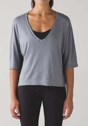 EUC LULULEMON Ambleside V Shirt Top Athletic Gym Deep V Grey oversized size 6‎ thumbnail 1