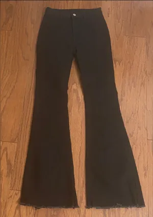 Black high rise rugged jeans- Size Small -Tall. gently warn& are in excellent condition. measurements approximately 13” waste x 44” long x 10” rise. Non smoking home. priced to sell at as is condition. Don’t like my price, make reasonable offer! And thank you for checking my closet. thumbnail 1