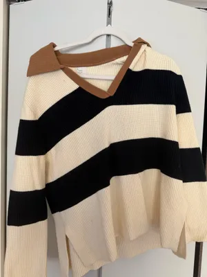Sweater thumbnail 2