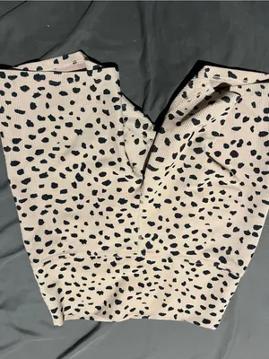 Beach riot High-Waist Beige & Black Cheetah Print Bike Shorts thumbnail 5