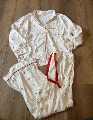 Victoria’s Secret ski pajama set thumbnail 1