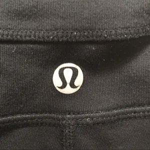 Lululemon Black Groove Crop Pant 4 thumbnail 5