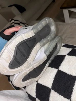 Nike 270 Air Max Shoes thumbnail 3