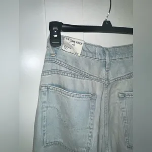 New Free People We The Free Westward Demi Barrel Jeans In Fade Into You thumbnail 9