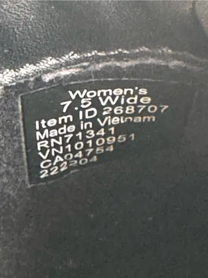 L.L.Bean Women’s 7.5 Wide Black Leather Slip On Comfort Shoes thumbnail 3