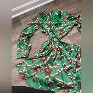 TCEC o ring‎ cutout Floral Green and Brown Women's Dress size M thumbnail 7