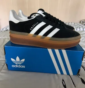 Adidas Handball Spezial Gazelle Platform Woman’s Black / White Sneakers thumbnail 1