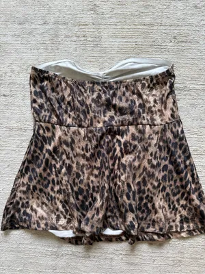 Leopard Print Strapless Peplum Top thumbnail 4