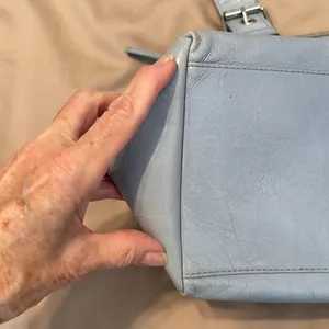 Danier light blue soft leather handbag with adjustable handles EUC thumbnail 4