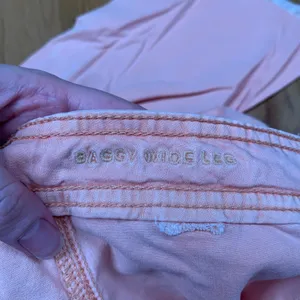 American Eagle Womens Pink Baggy Wide Leg Cargo Pants Raw Hem Size 2‎ Stretch thumbnail 7