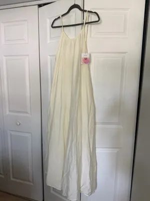 Amazon Open Back Wide Leg Jumpsuit thumbnail 2