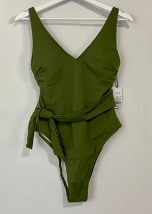 Shade & Shore Women’s One Piece Side Tie Swimsuit Green Size Medium NWT FLAW thumbnail 1